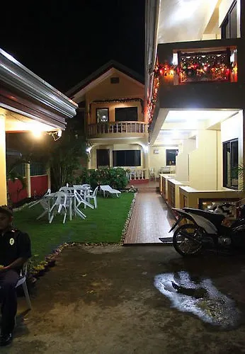 Cherrys @ Home Rooms For Rent Panglao Apartment