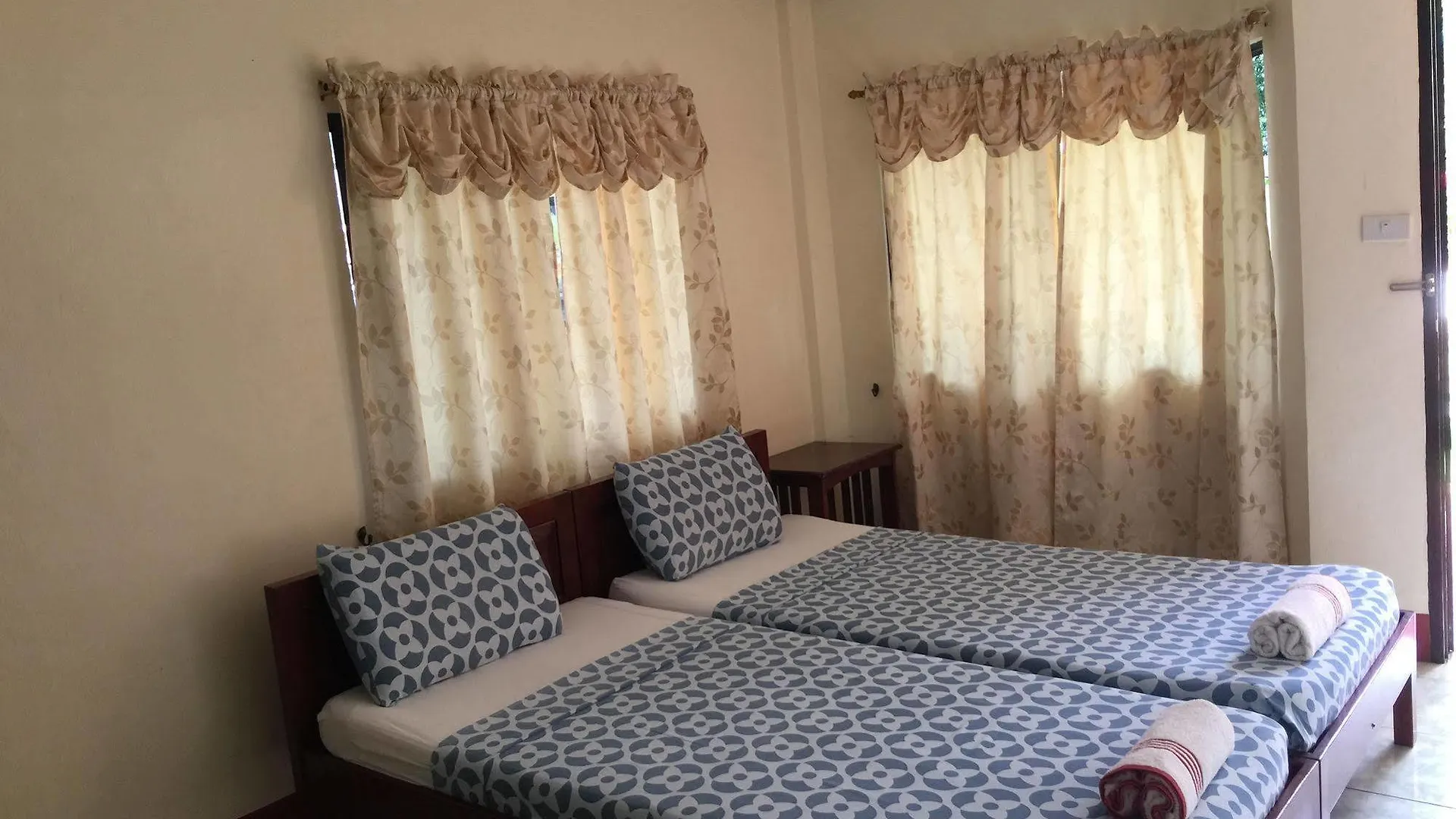 Apartment Cherrys @ Home Rooms For Rent Panglao Philippines