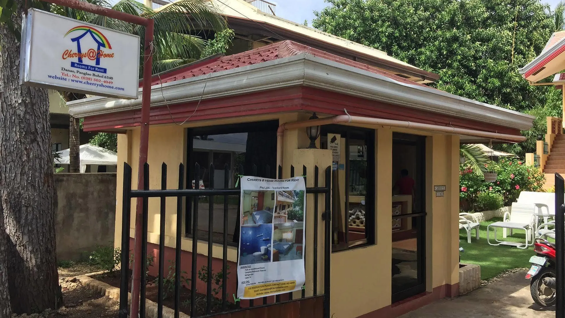 Cherrys @ Home Rooms For Rent Panglao